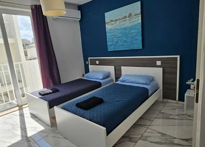 Modern, Spacious 4-bedroom, 3-bathroom At Swigg 2 Daire *