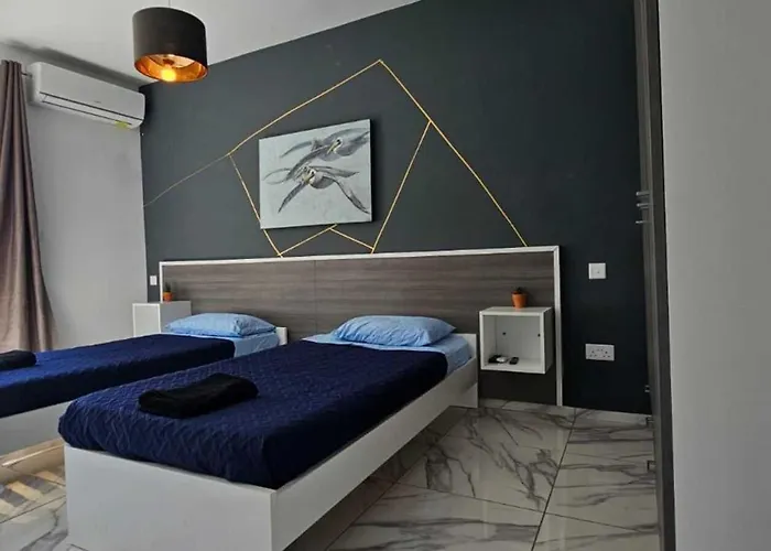 Modern, Spacious 4-bedroom, 3-bathroom At Swigg 2 *